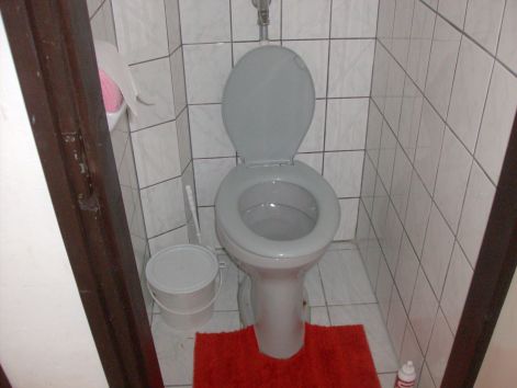 wc.jpg